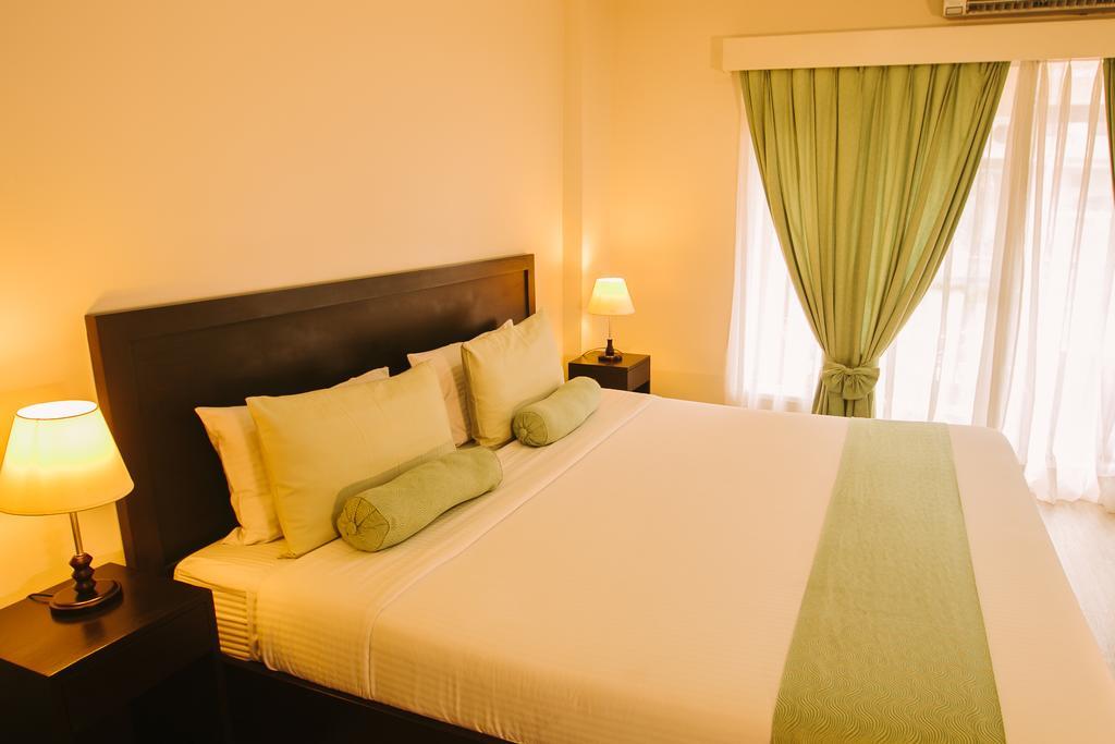 Subic Coco Hotel Olongapo Exterior foto